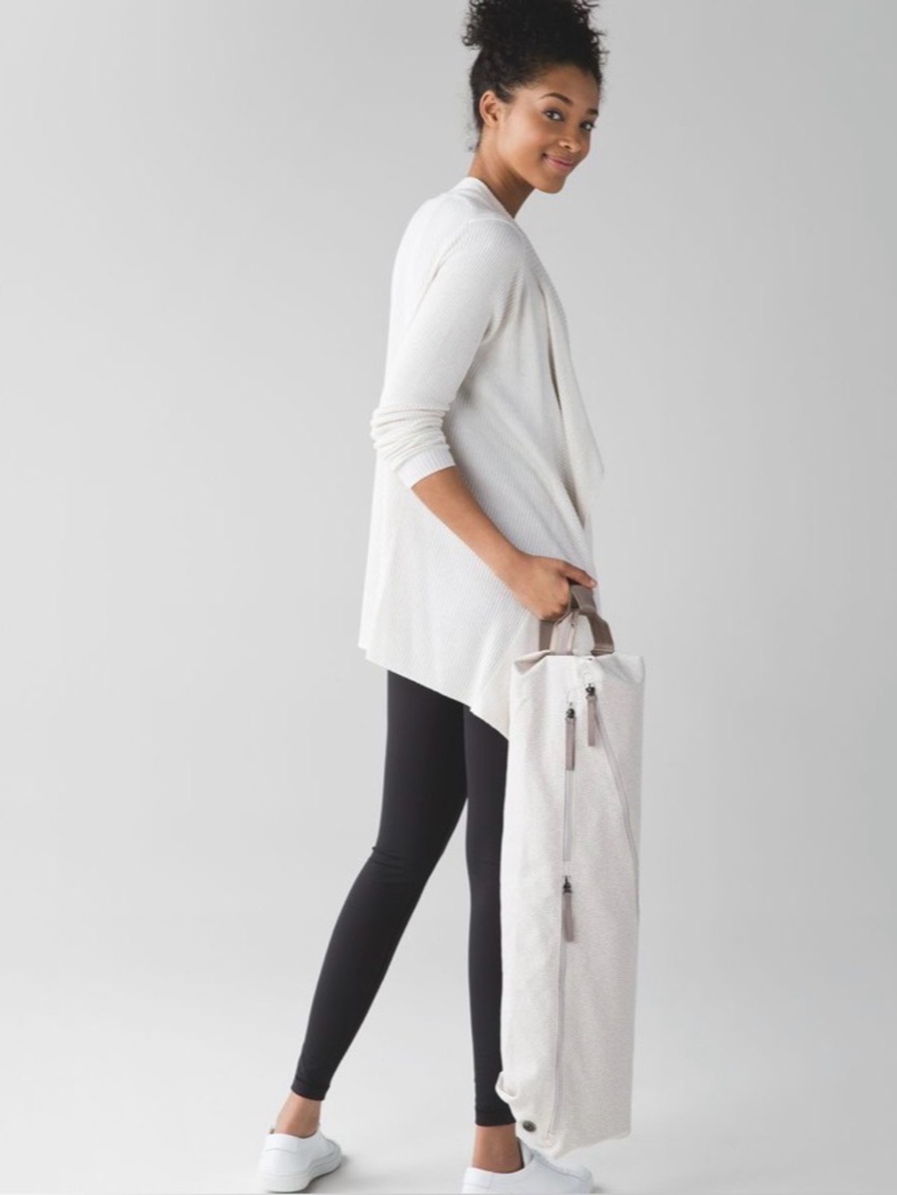 LULULEMON THE YOGA BAG FRECKLE FLOWER DUNE WHITE